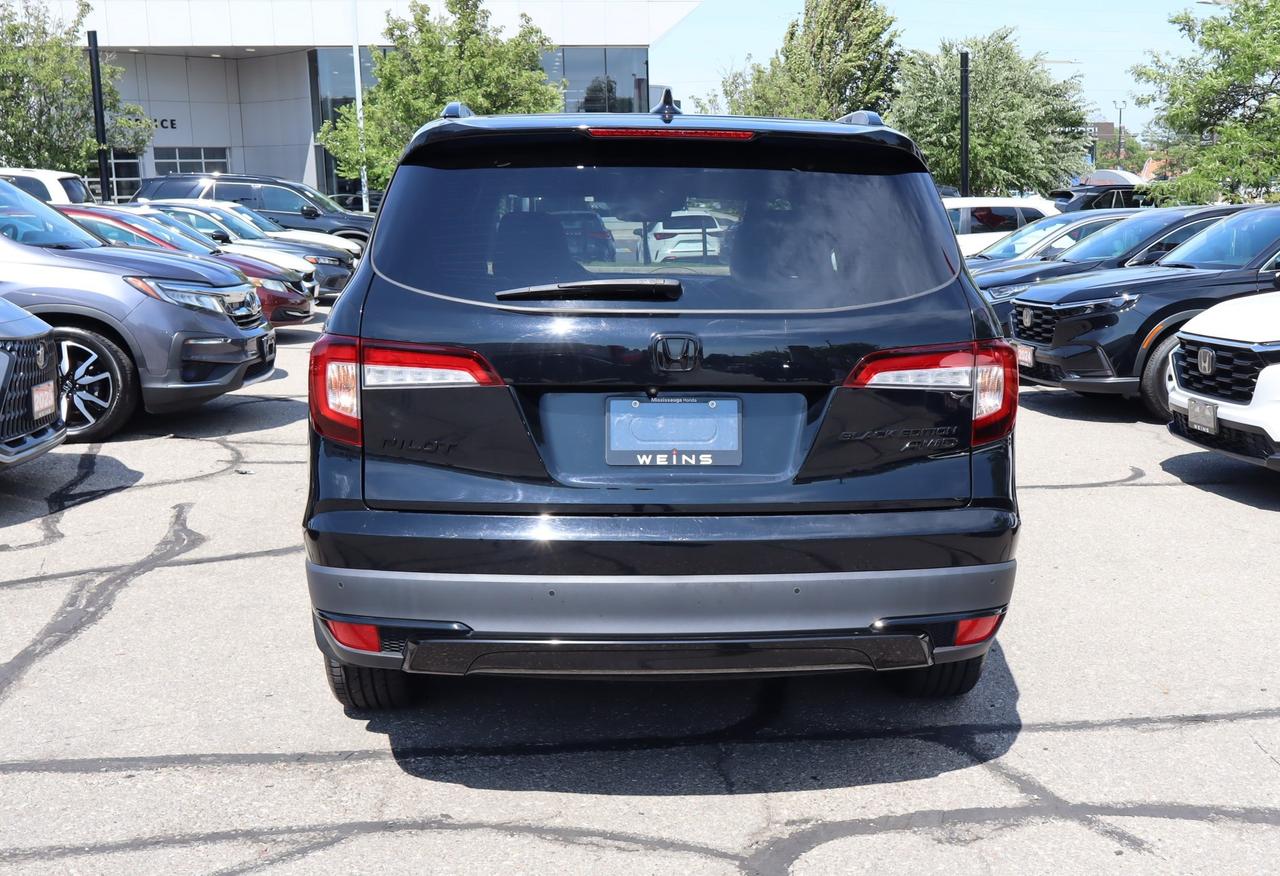 2020 Honda Pilot Black Edition 4dr All-Wheel Drive Photo3