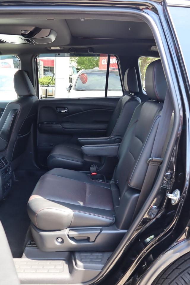 2020 Honda Pilot Black Edition 4dr All-Wheel Drive Photo