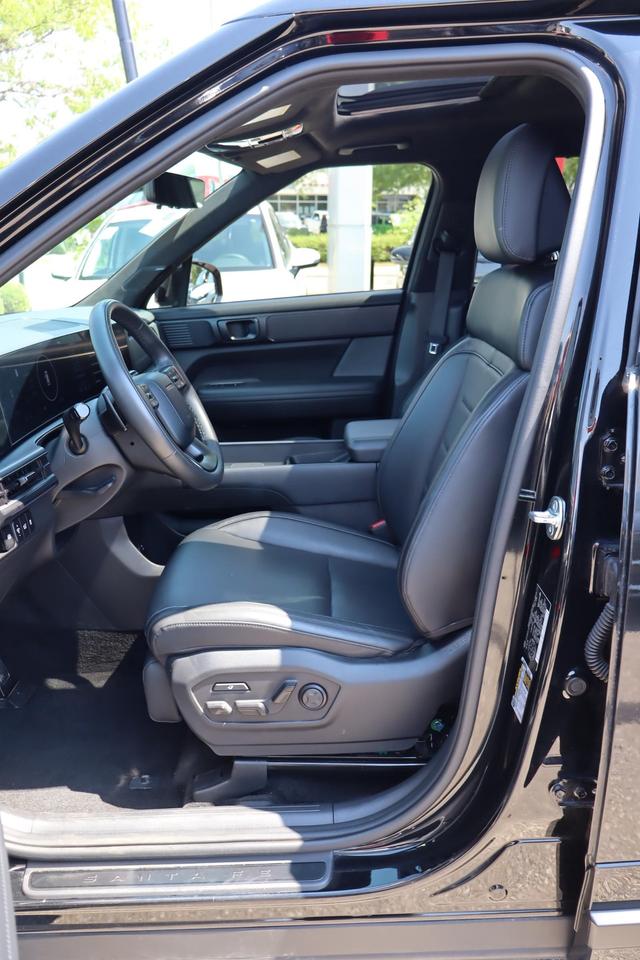 2024 Hyundai Santa Fe Ultimate Calligraphy 4dr All-Wheel Drive Photo