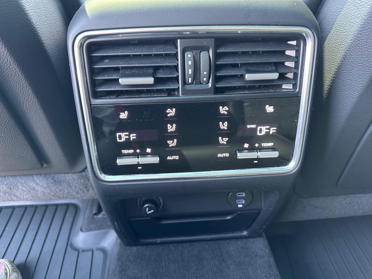 2021 Porsche Cayenne GTS 4dr All-wheel Drive Photo