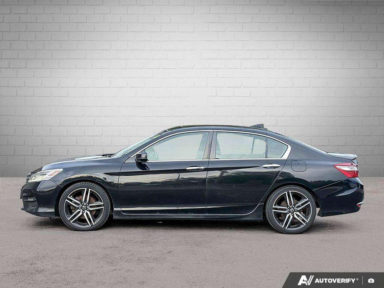 2017 Honda Accord 4dr I4 CVT Touring Photo