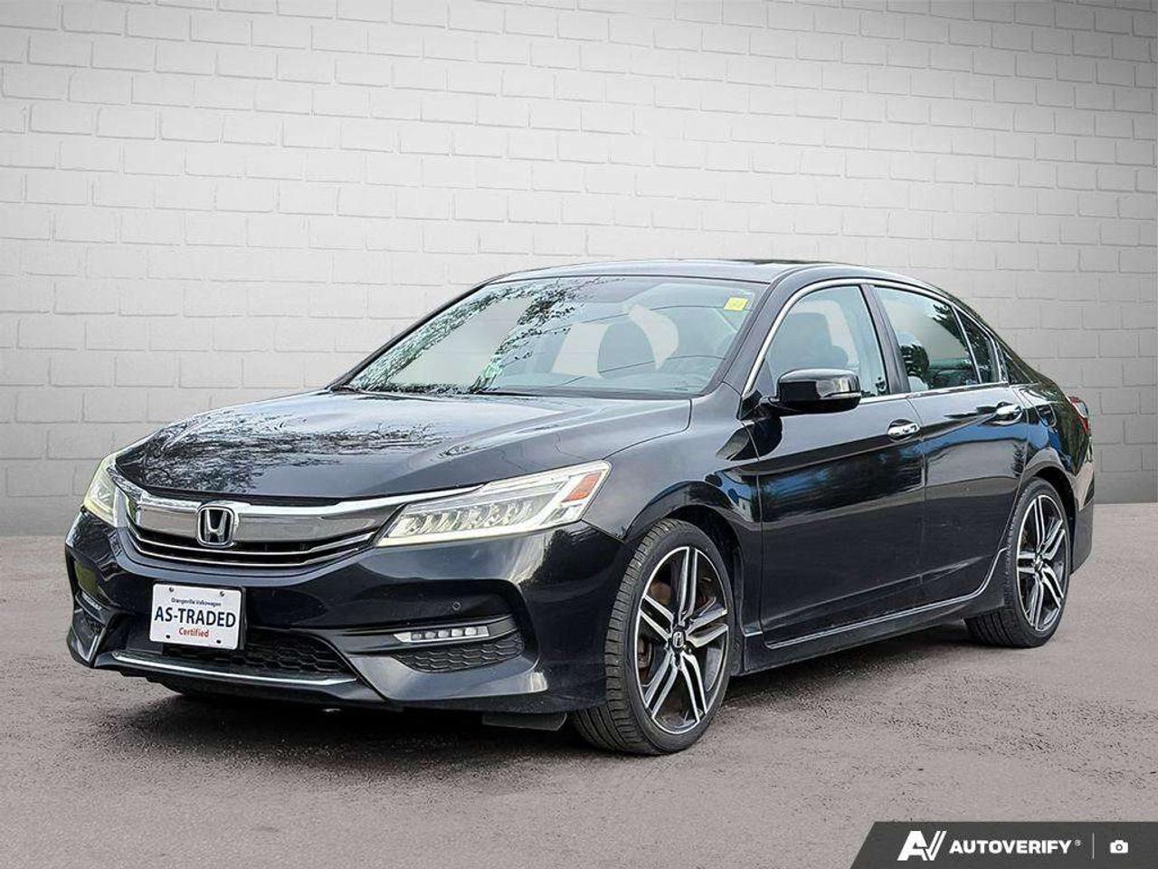 2017 Honda Accord 4dr I4 CVT Touring Photo