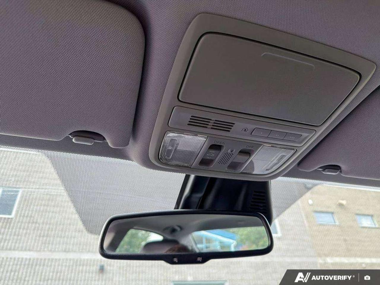 2017 Honda Accord 4dr I4 CVT Touring Photo