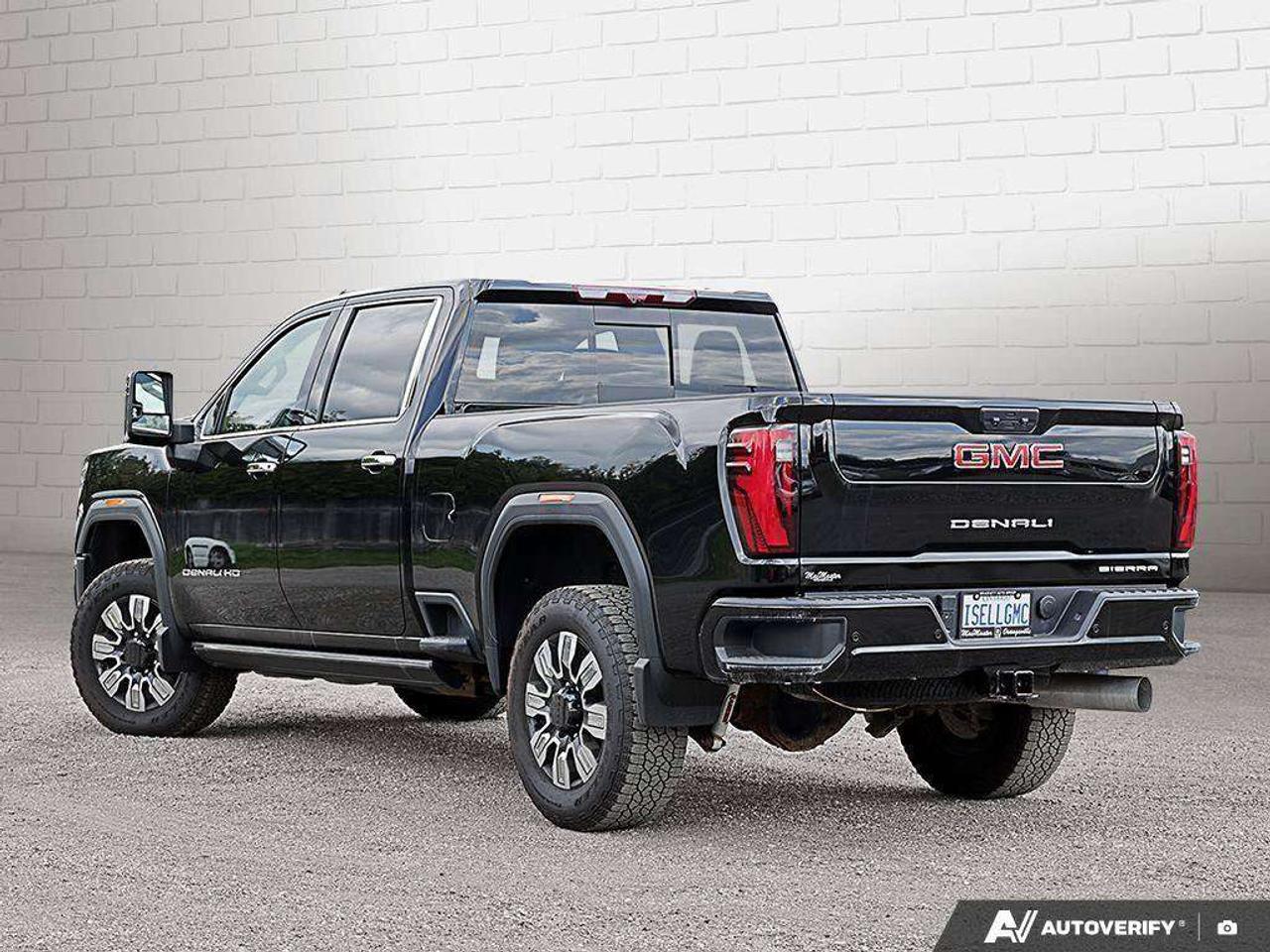2024 GMC SIERRA 2500HD DENALI, 6.6L DIESEL V8, ALLOYS, LEATHER, SUNROOF, CERTIFIED PREOWNED! Photo2