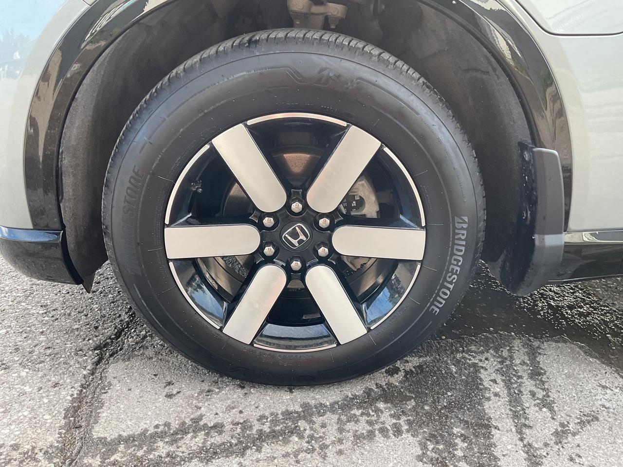 2024 Honda Prologue EX-L 4dr All-Wheel Drive Photo