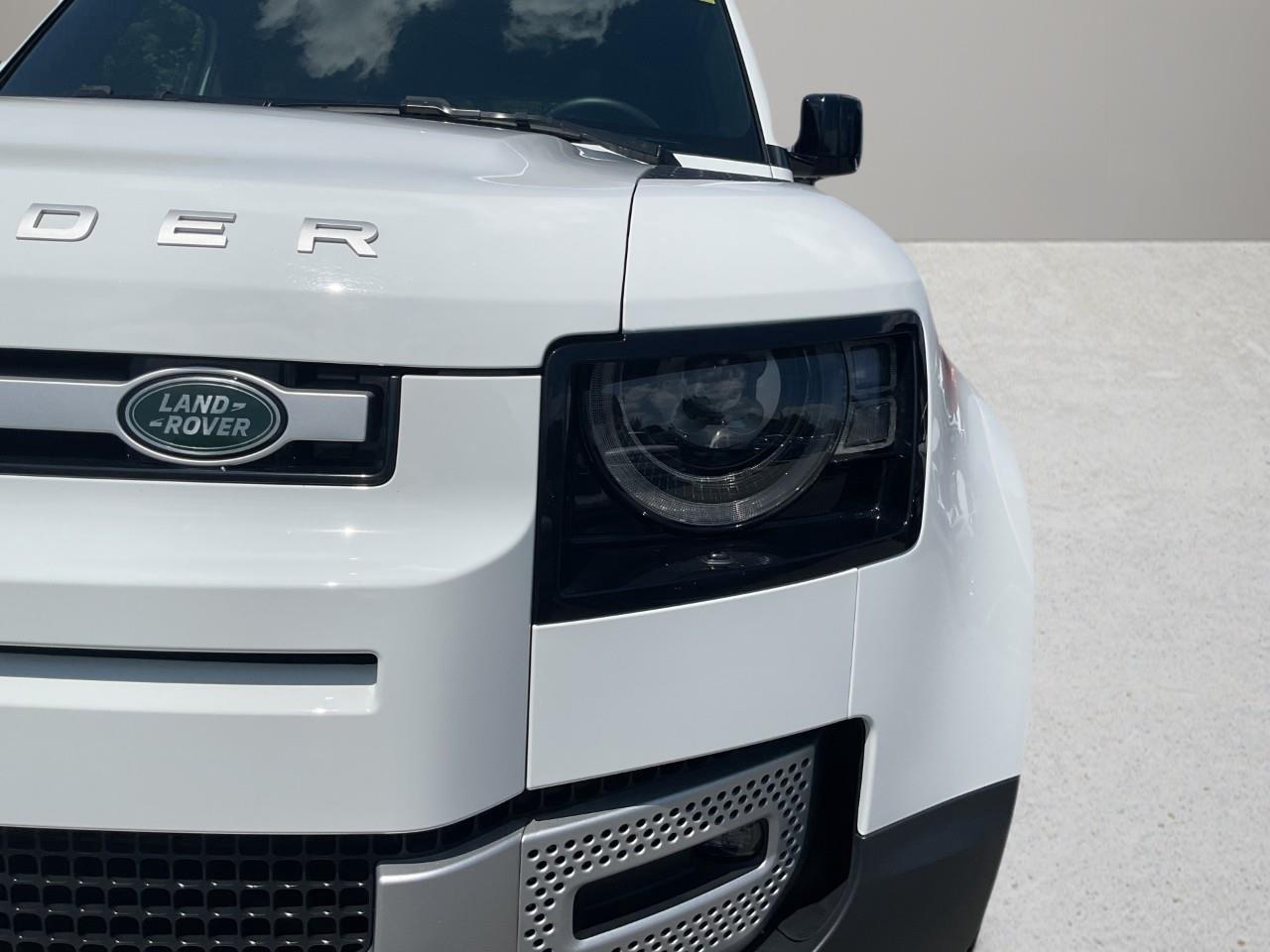 2024 Land Rover Defender P300 S 4dr All-Wheel Drive 110 Photo