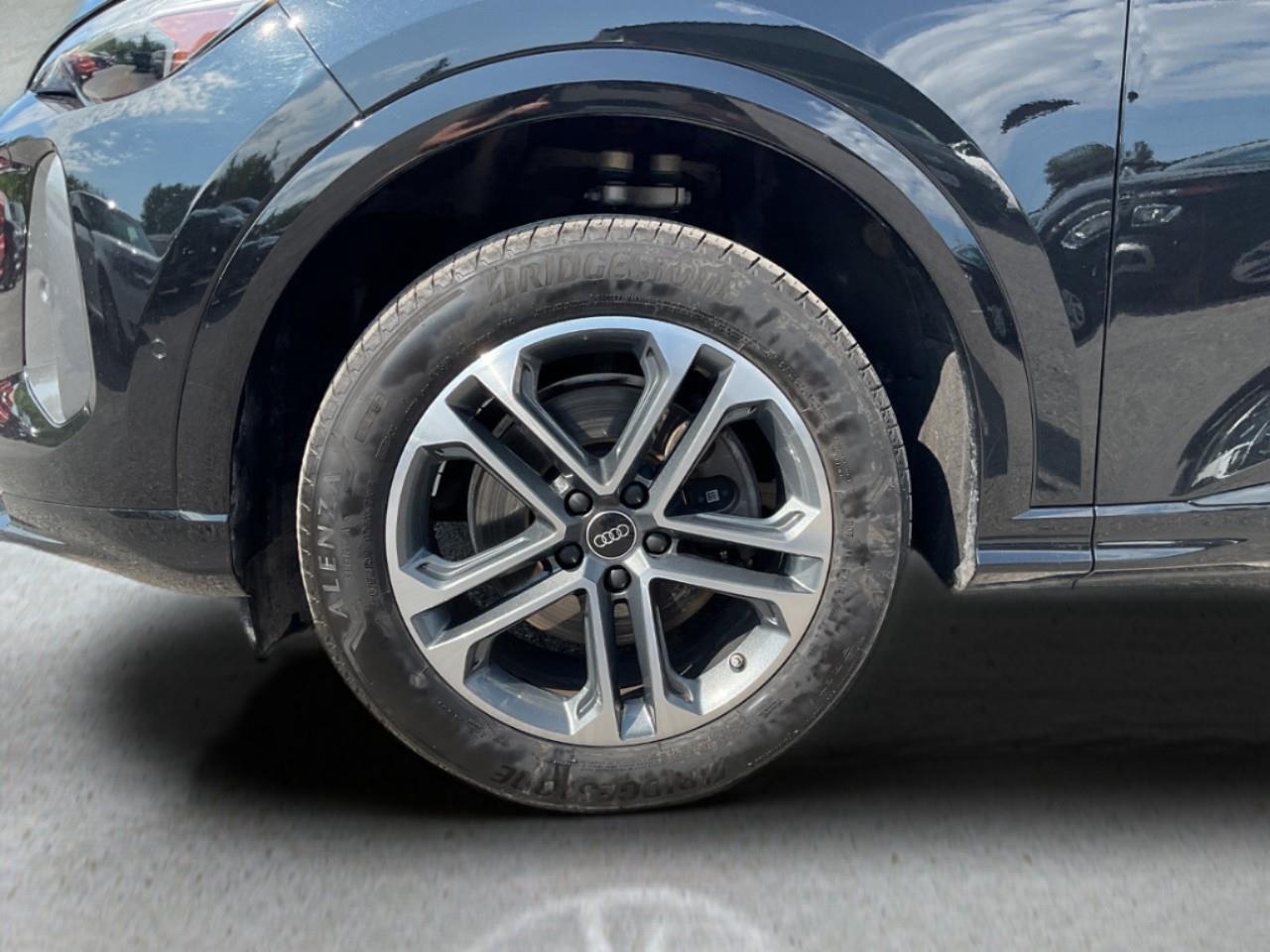 2025 Audi New Q5 2.0T Progressiv 4dr All-Wheel Drive quattro Sport Utility Photo