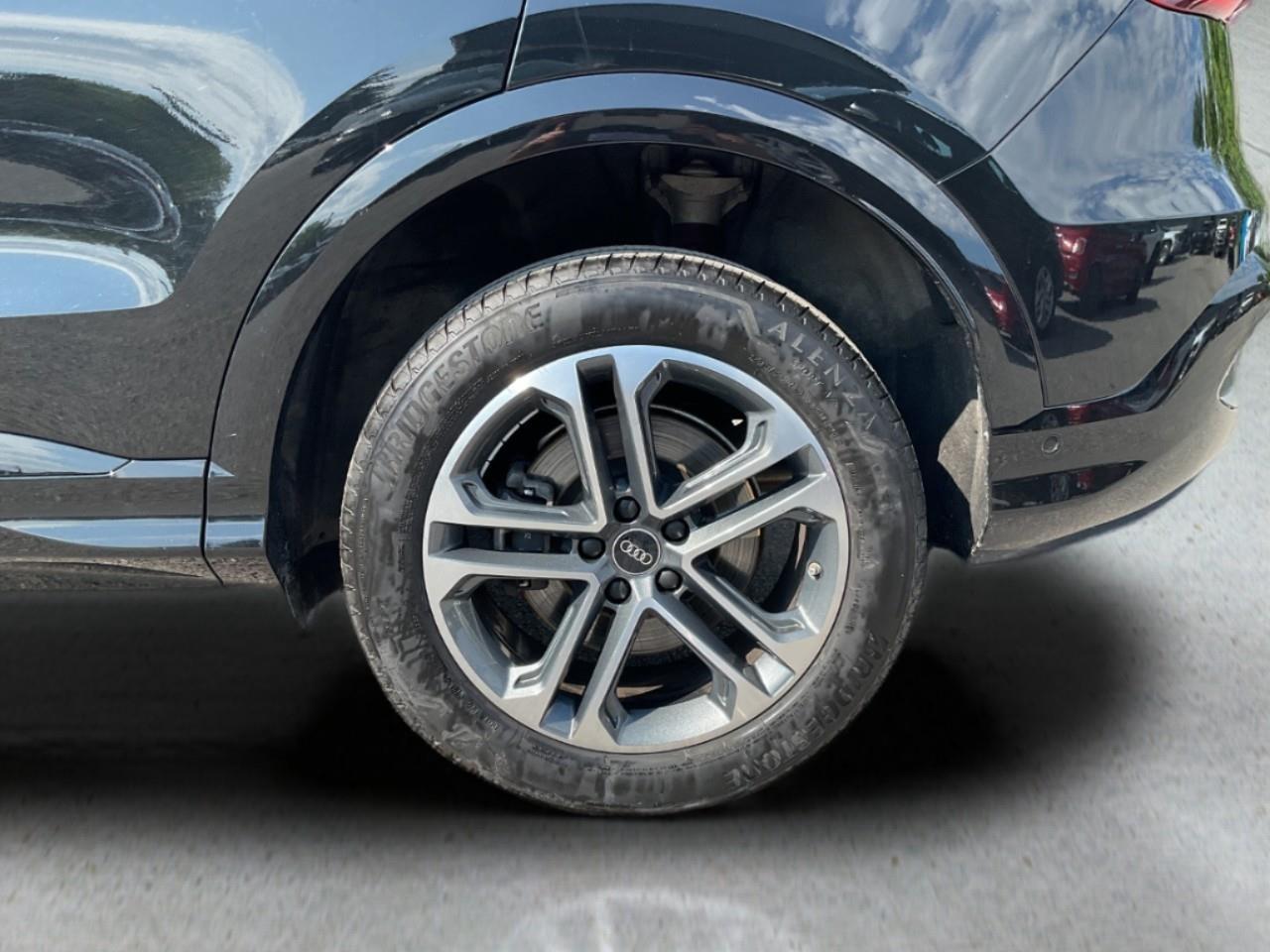 2025 Audi New Q5 2.0T Progressiv 4dr All-Wheel Drive quattro Sport Utility Photo