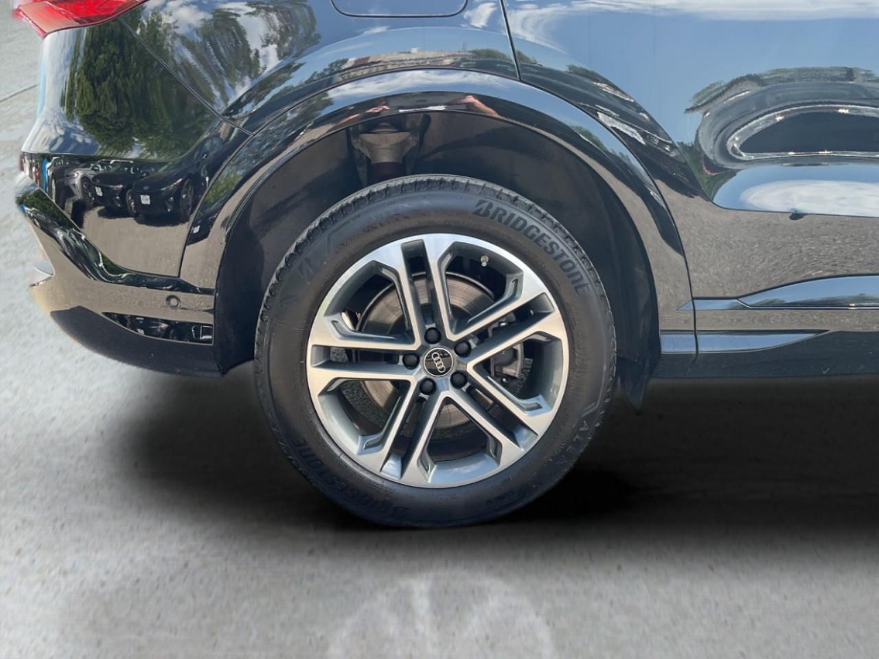 2025 Audi New Q5 2.0T Progressiv 4dr All-Wheel Drive quattro Sport Utility Photo