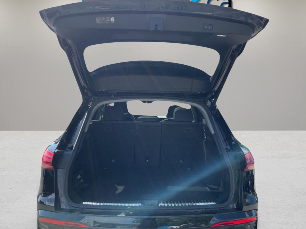 2025 Audi New Q5 2.0T Progressiv 4dr All-Wheel Drive quattro Sport Utility Photo