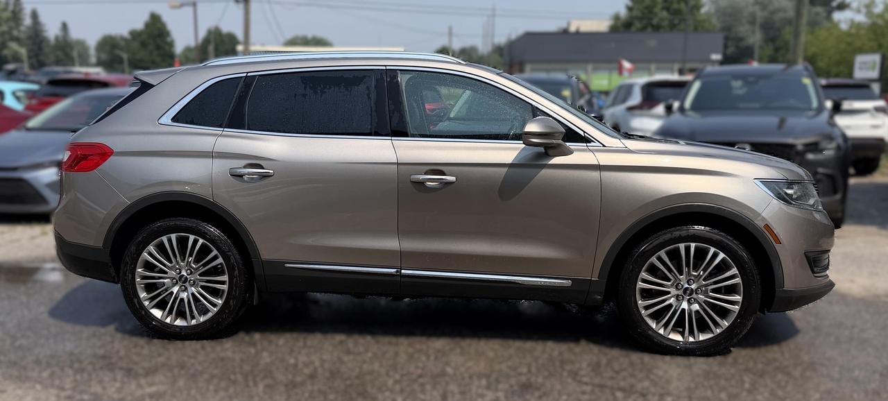 2018 Lincoln MKX Reserve 4dr All-wheel Drive Photo3