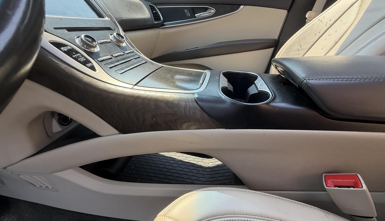 2018 Lincoln MKX Reserve 4dr All-wheel Drive Photo