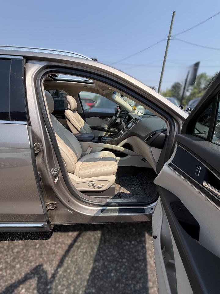 2018 Lincoln MKX Reserve 4dr All-wheel Drive Photo