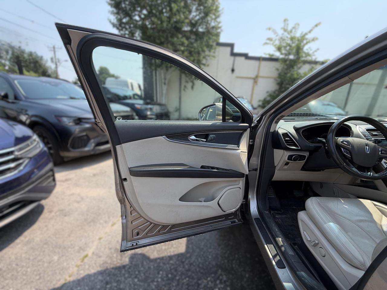 2018 Lincoln MKX Reserve 4dr All-wheel Drive Photo