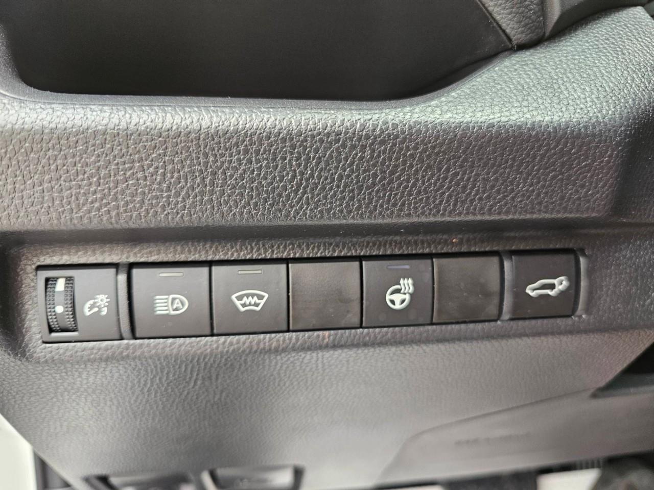 2024 Toyota RAV4 XLE 4dr All-wheel Drive Photo