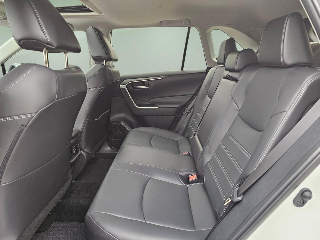 2024 Toyota RAV4 XLE 4dr All-wheel Drive Photo