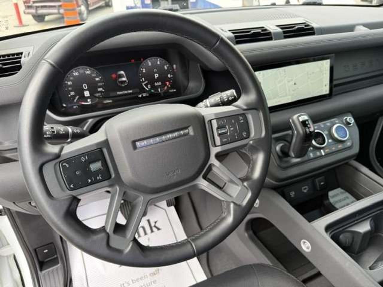 2023 Land Rover Defender 90 P400 X-Dynamic SE 2Door Loaded CleanCarfax Photo
