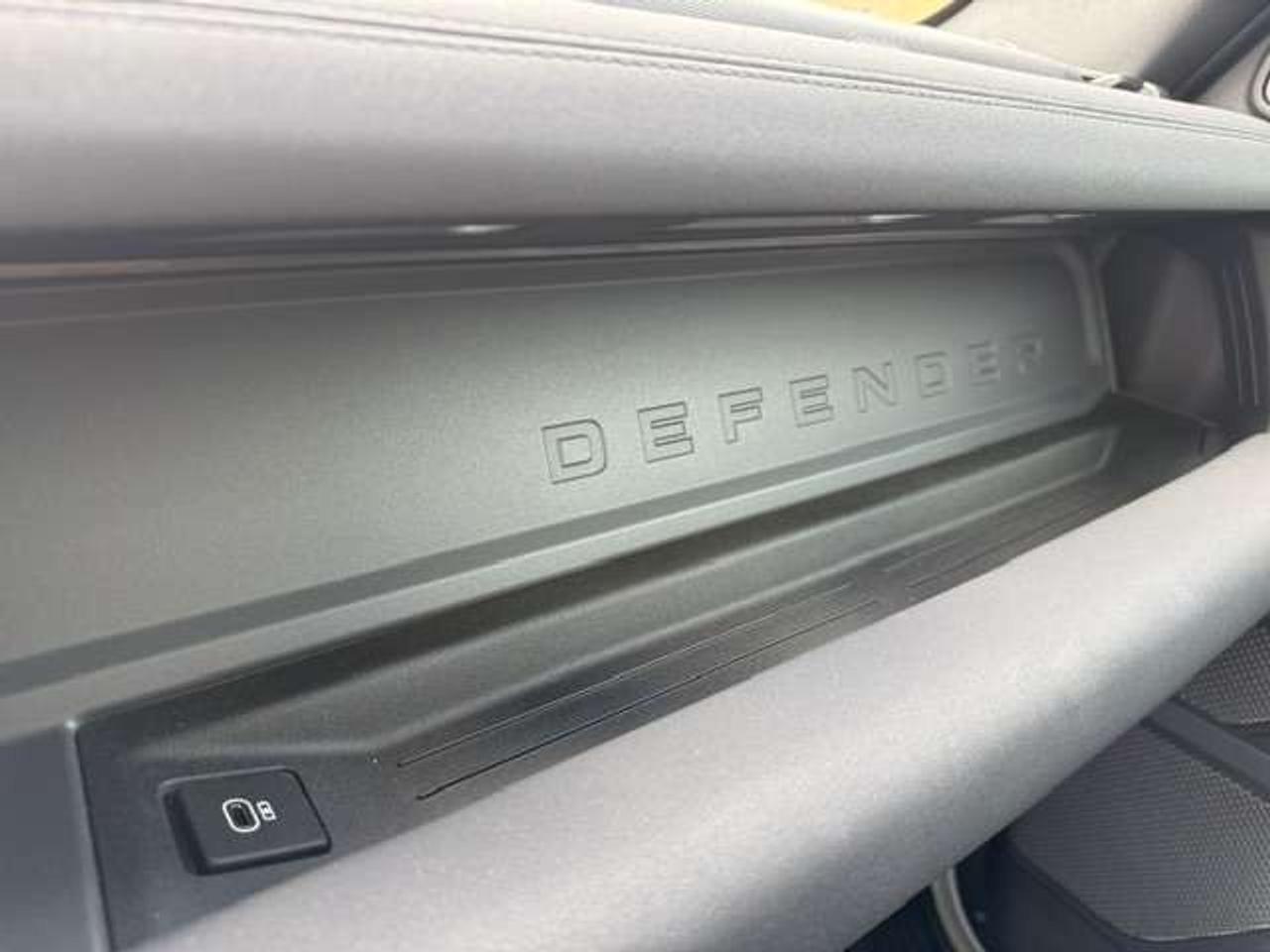 2023 Land Rover Defender 90 P400 X-Dynamic SE 2Door Loaded CleanCarfax Photo