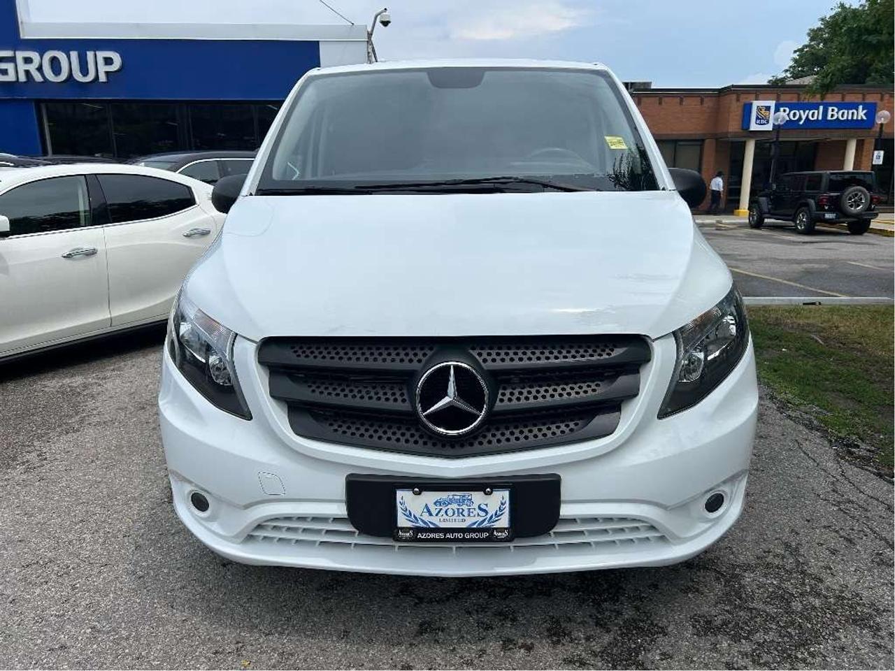 2020 Mercedes-Benz Metris Cargo Van Divider Certified Back Up Camera Low KMs Photo5