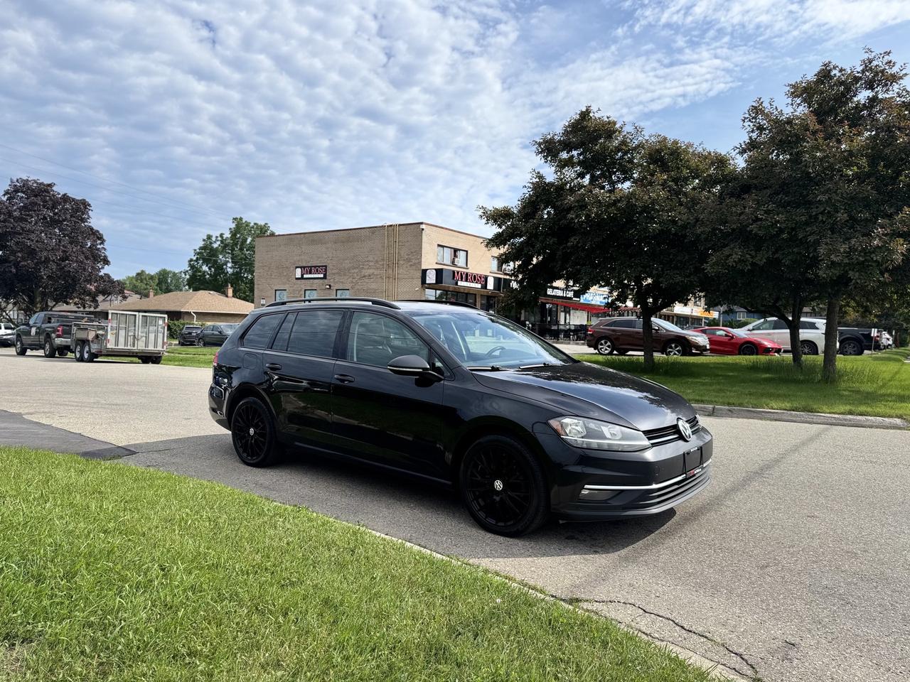 2019 Volkswagen Golf SportWagen Comfortline Manual 4MOTION Photo
