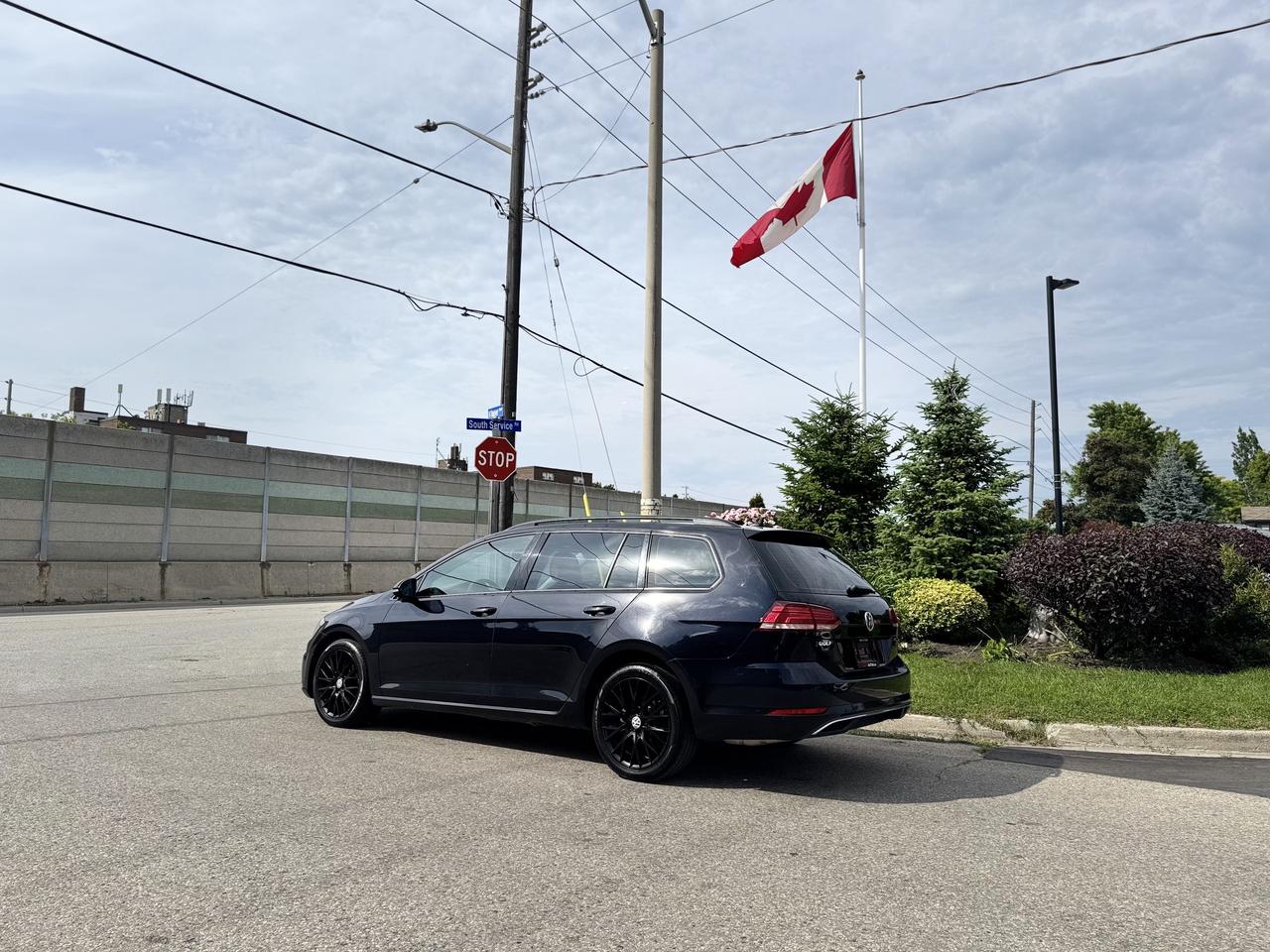 2019 Volkswagen Golf SportWagen Comfortline Manual 4MOTION Photo