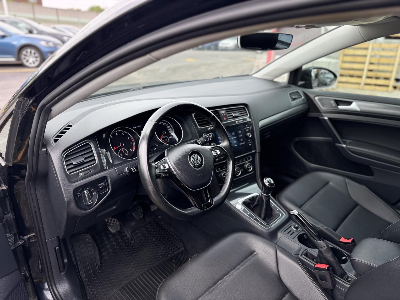 2019 Volkswagen Golf SportWagen Comfortline Manual 4MOTION Photo
