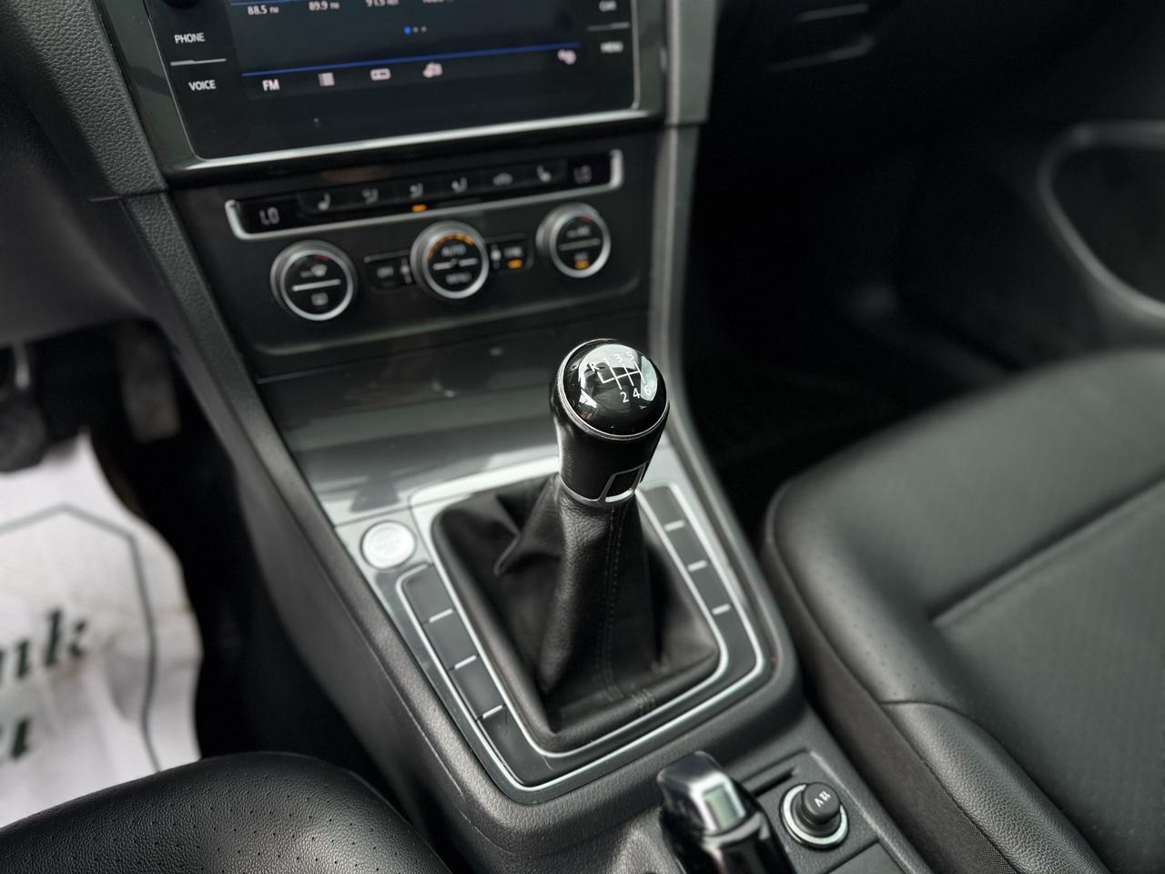 2019 Volkswagen Golf SportWagen Comfortline Manual 4MOTION Photo