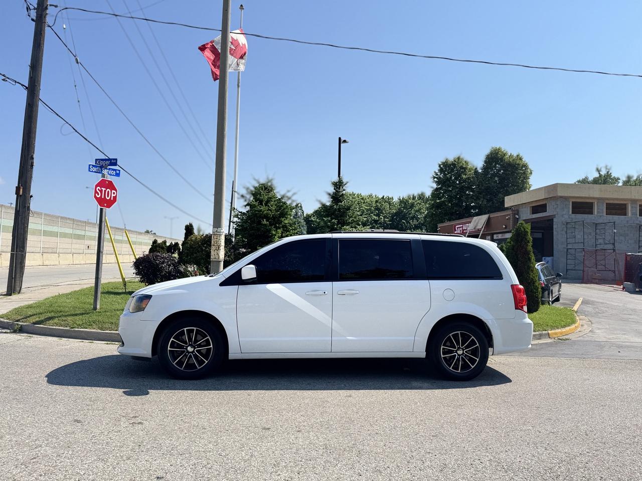 2018 Dodge Grand Caravan GT Photo