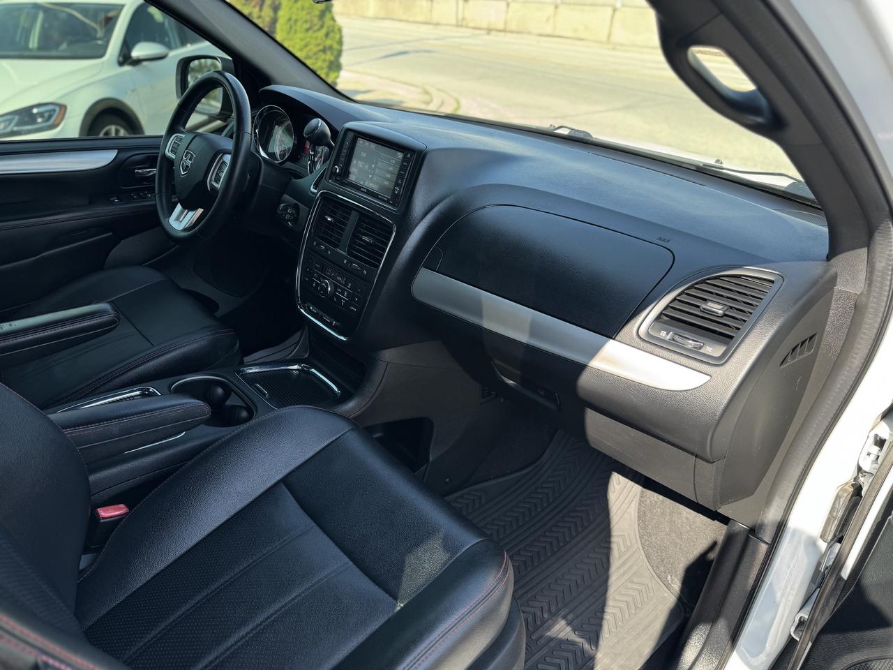 2018 Dodge Grand Caravan GT Photo