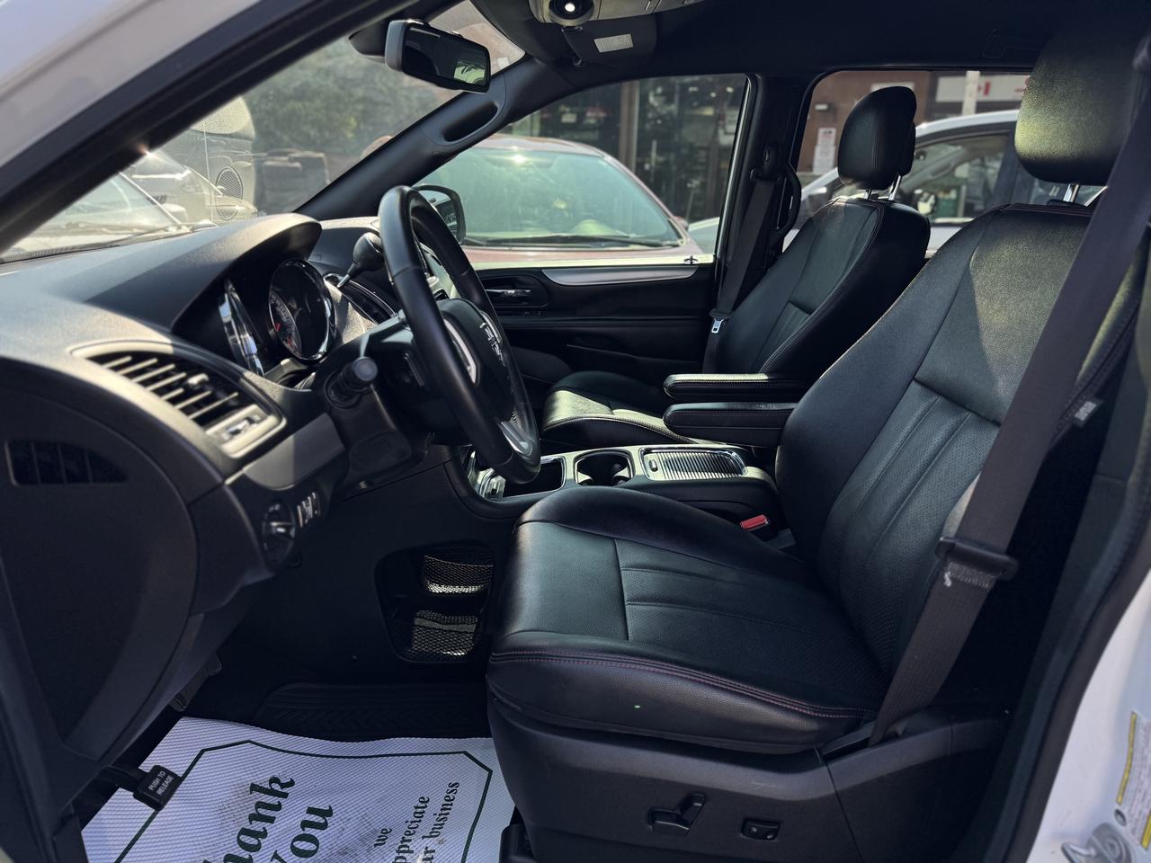 2018 Dodge Grand Caravan GT Photo