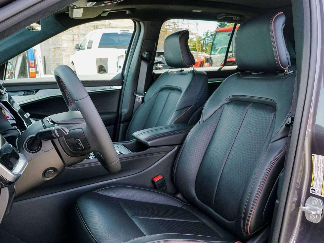 2025 Jeep Wagoneer S PREMIUM Photo