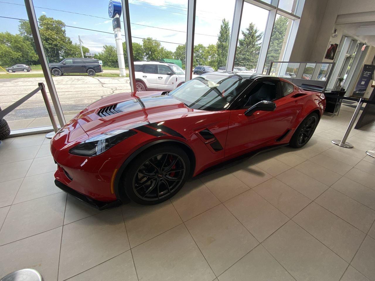 2019 Chevrolet Corvette Grand Sport 2LT Photo0