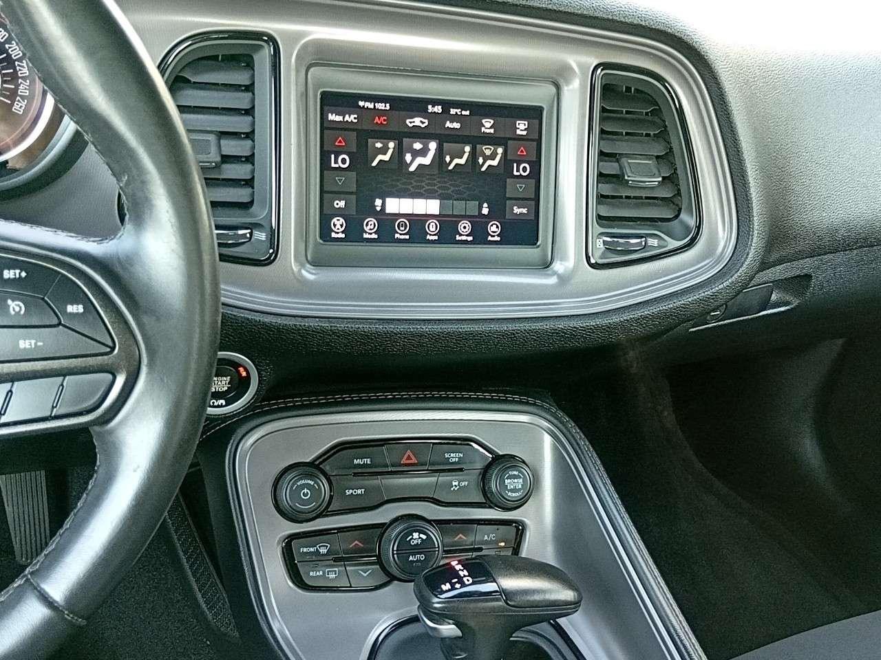 2023 Dodge Challenger SXT RWD Photo