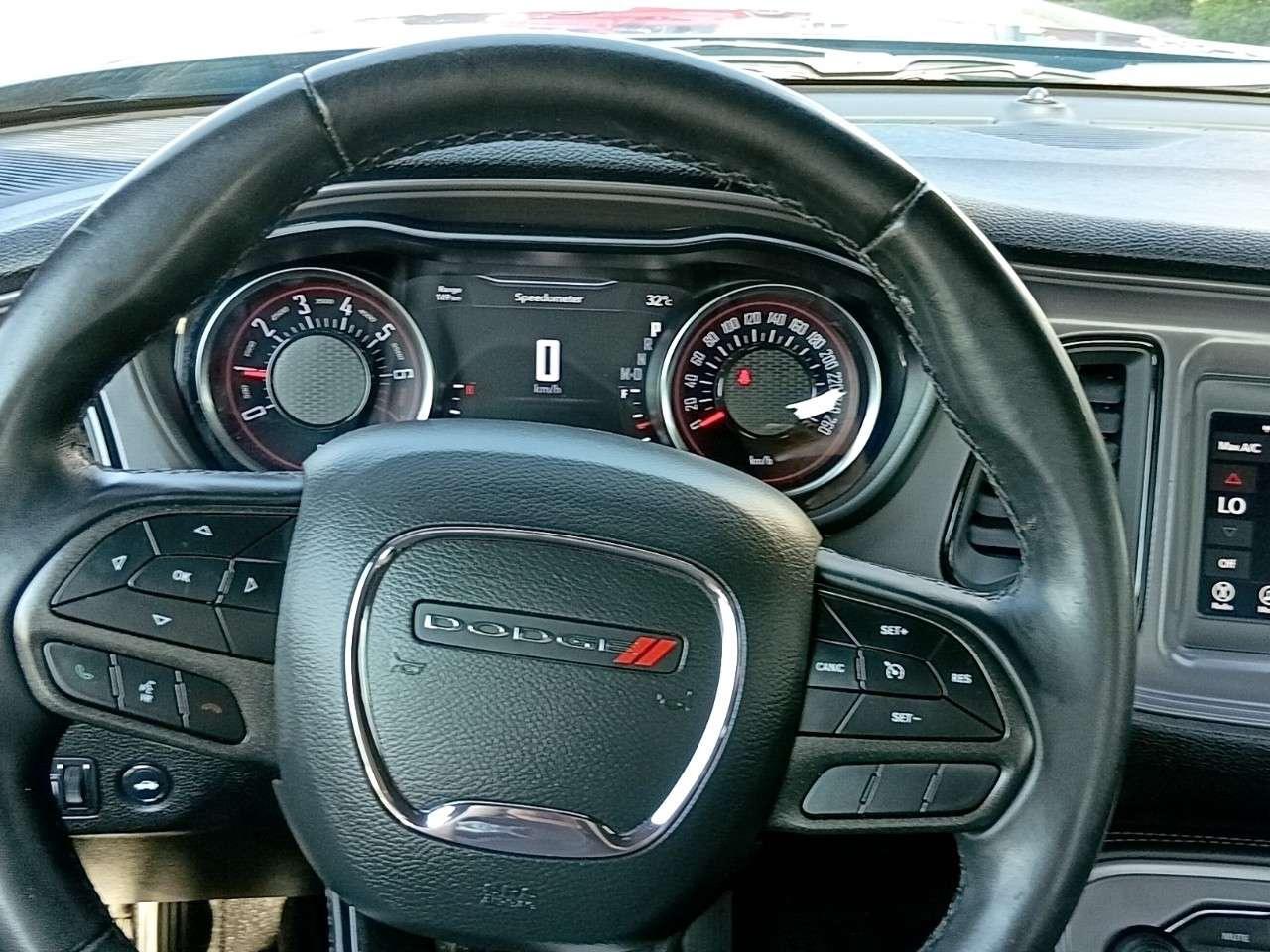 2023 Dodge Challenger SXT RWD Photo