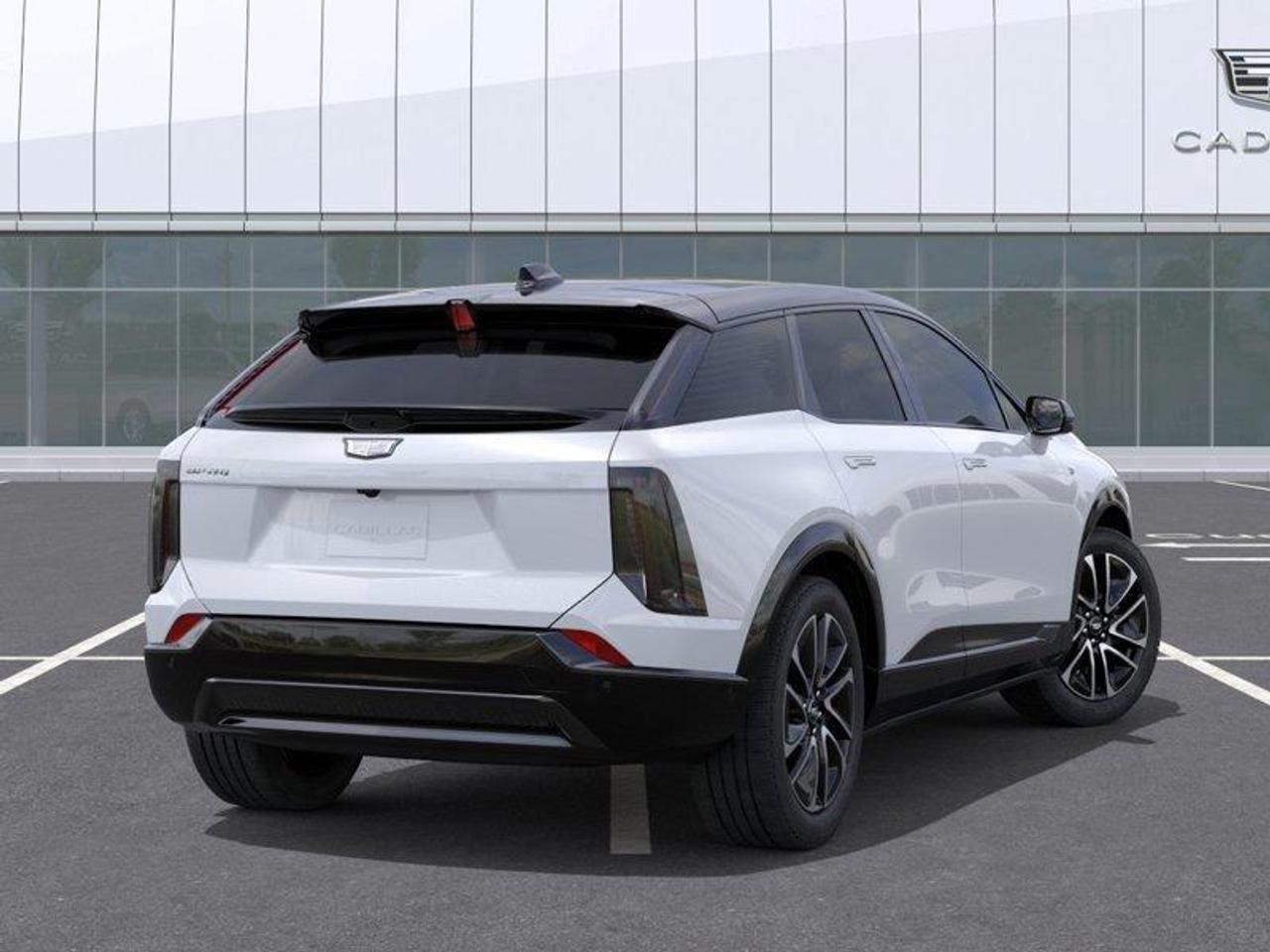 2027 Cadillac OPTIQ Sport 4dr Photo