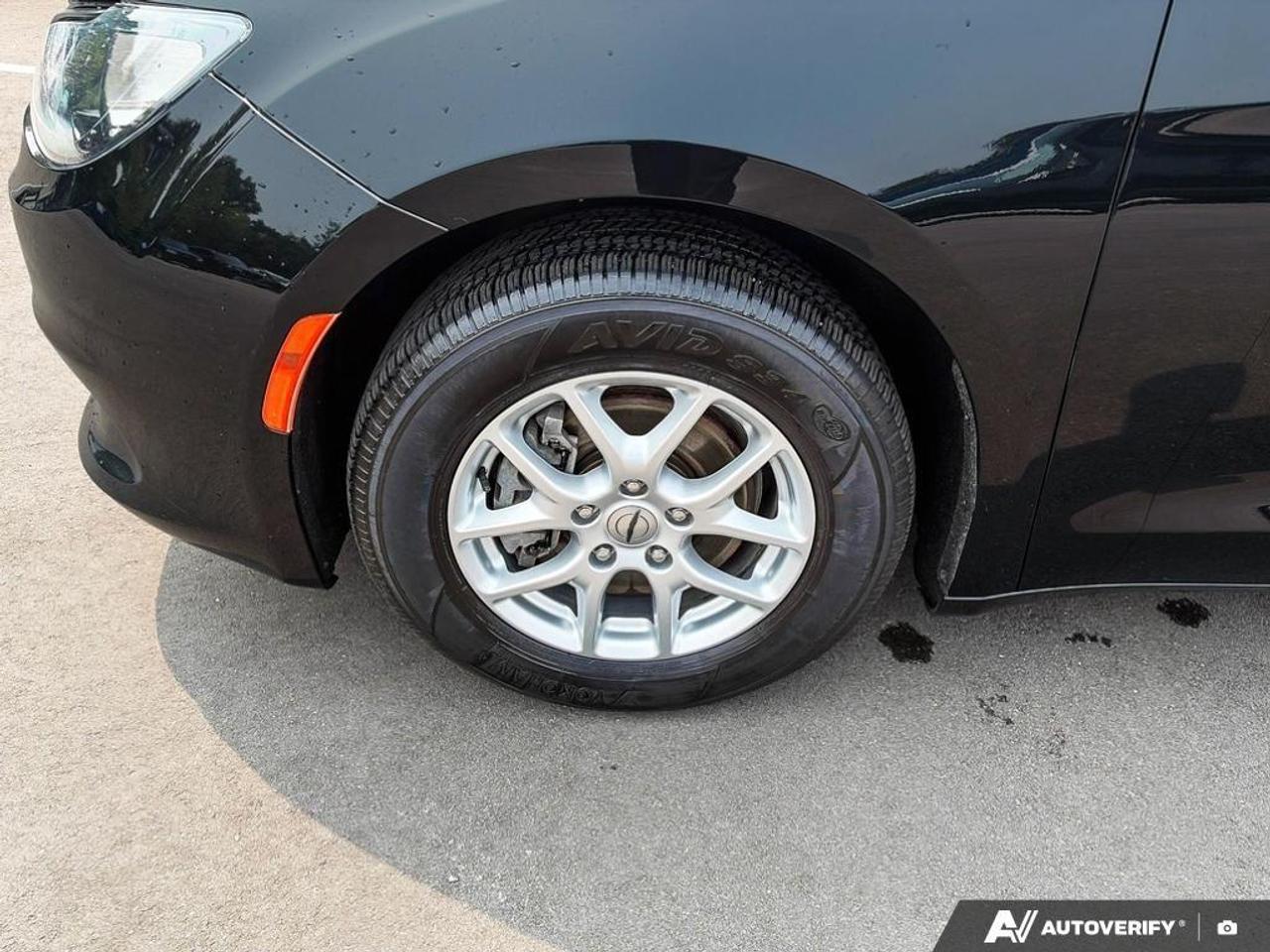 2023 Chrysler Grand Caravan SXT Front-Wheel Drive Passenger Van Photo