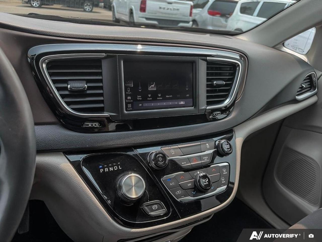 2023 Chrysler Grand Caravan SXT Front-Wheel Drive Passenger Van Photo