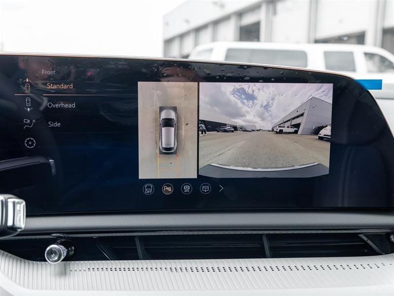 2027 Cadillac OPTIQ Luxury 4dr Photo