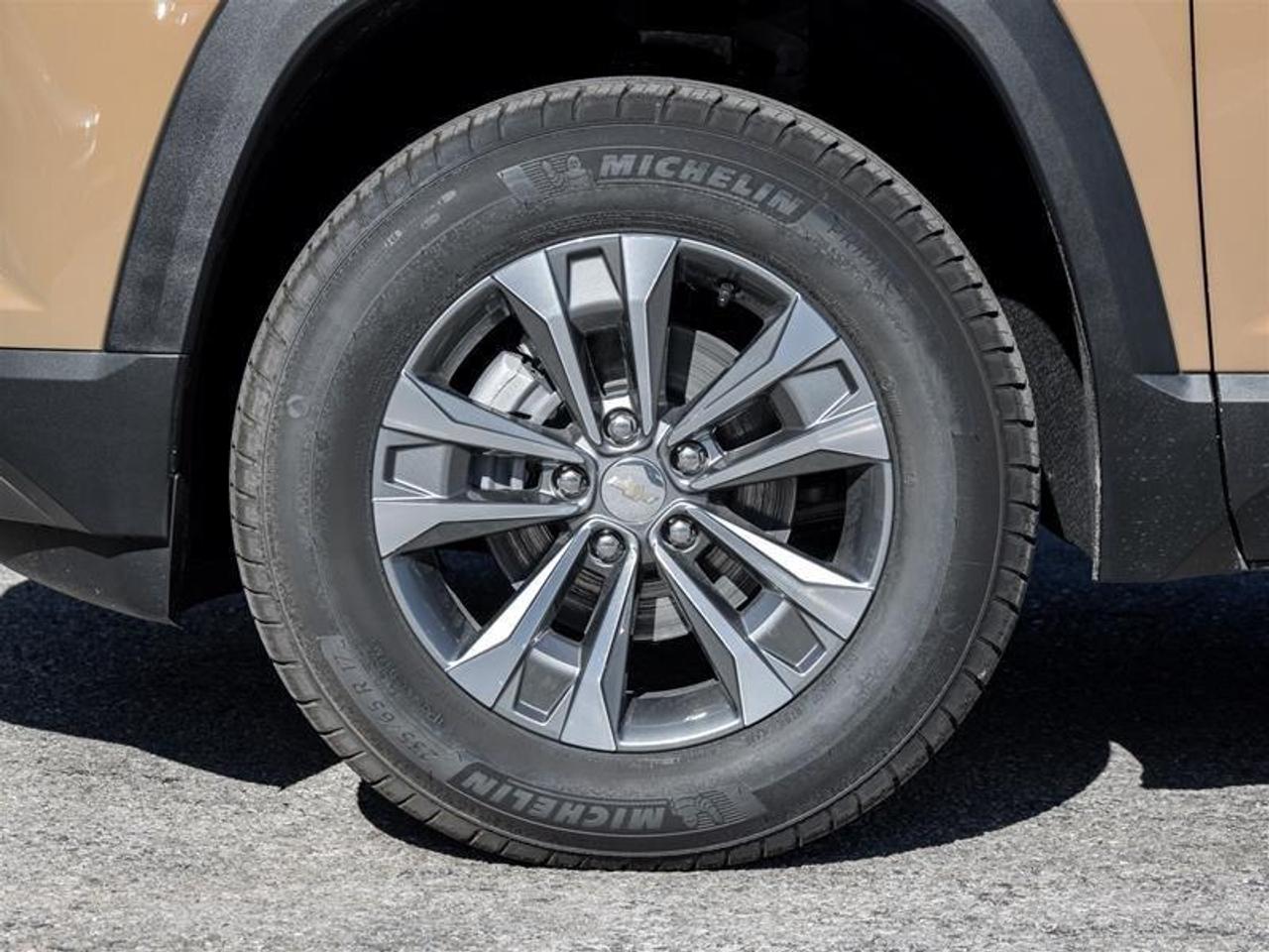 2027 Chevrolet Equinox LT 4dr All-Wheel Drive Photo
