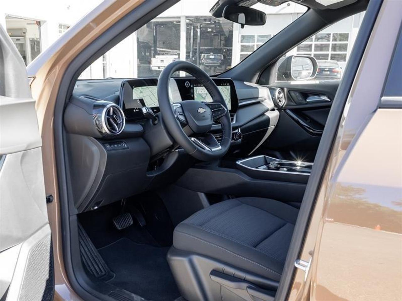 2027 Chevrolet Equinox LT 4dr All-Wheel Drive Photo