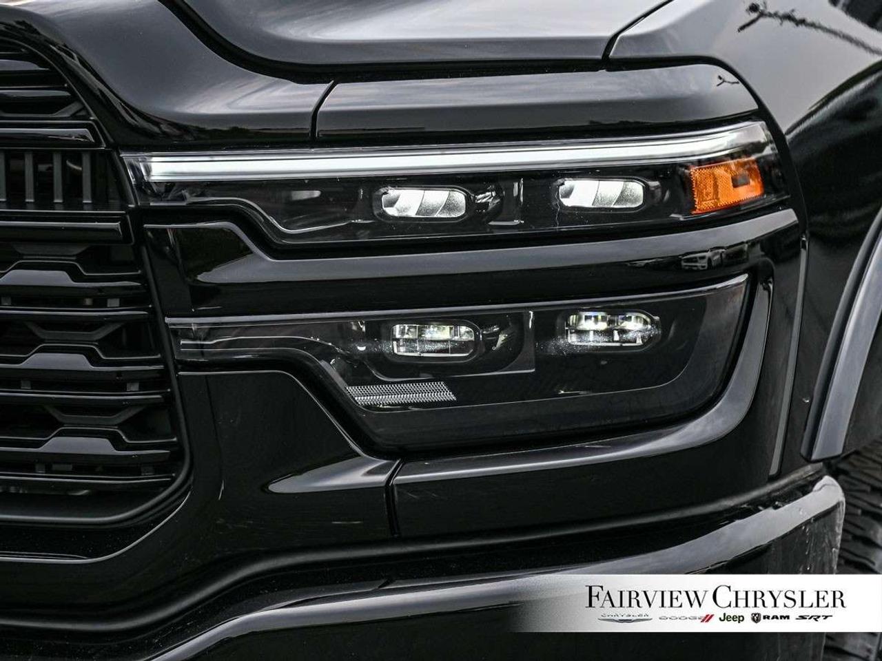 2026 RAM 2500 Limited 4x4 Crew Cab 6'4 Box NIGHT EDITION   SUNROOF   5TH WHEEL   REAR AUTO LEVELLING   POWER RUNNING BOARDS   CARPLAY Photo