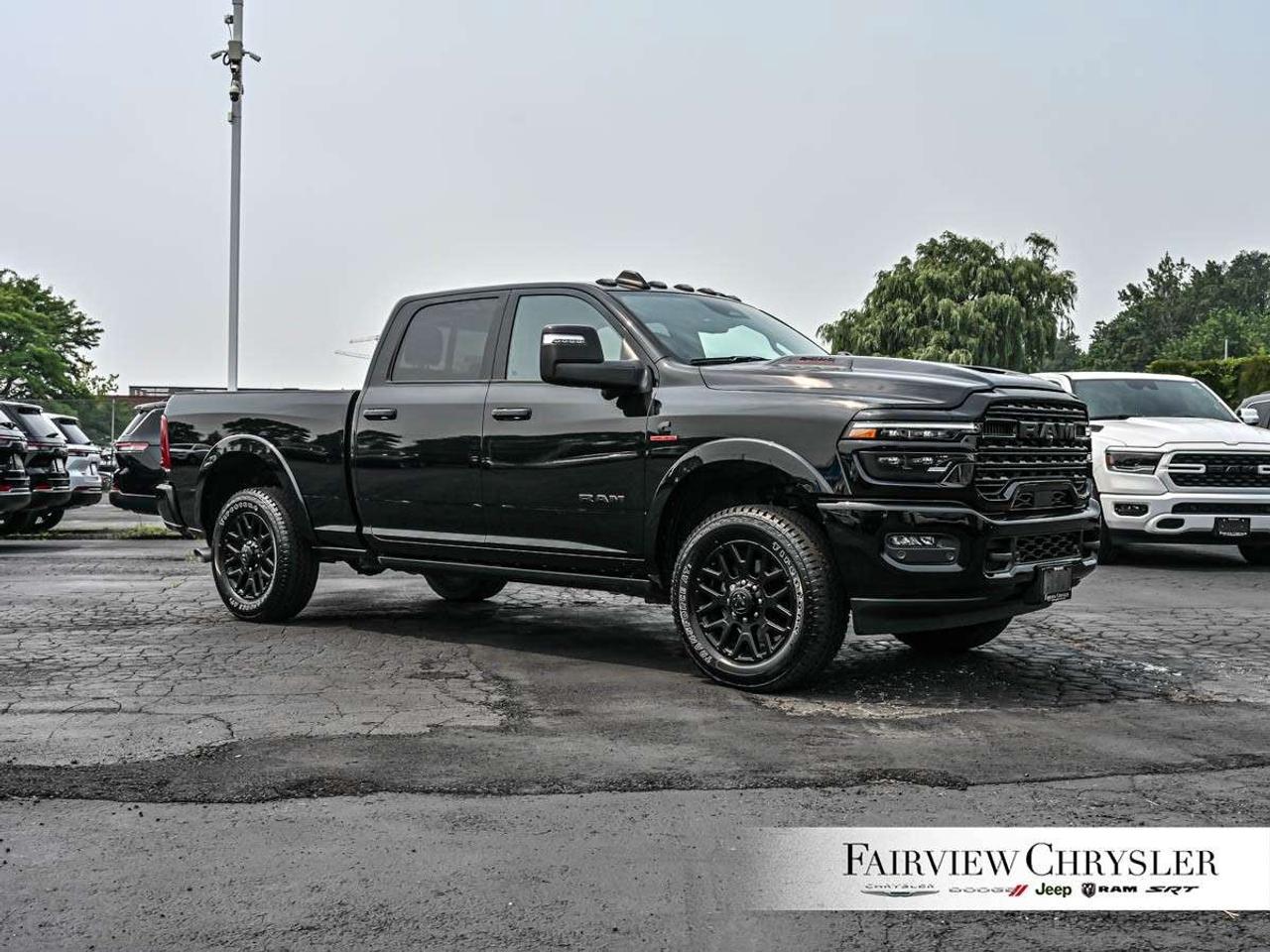 2026 RAM 2500 Limited 4x4 Crew Cab 6'4 Box NIGHT EDITION   SUNROOF   5TH WHEEL   REAR AUTO LEVELLING   POWER RUNNING BOARDS   CARPLAY Photo