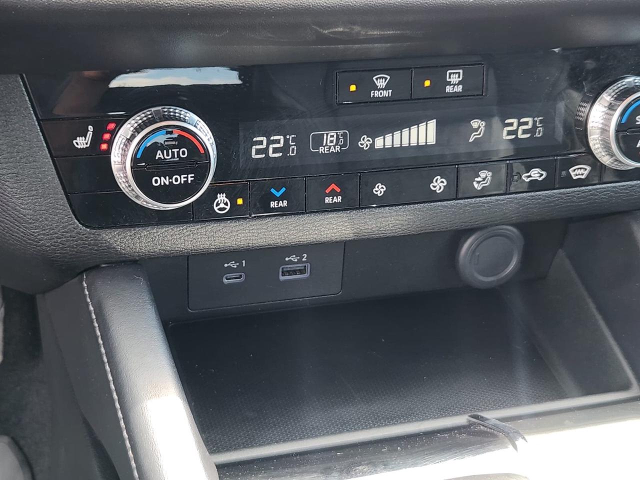 2023 Mitsubishi Outlander SEL 4dr S-AWC Photo