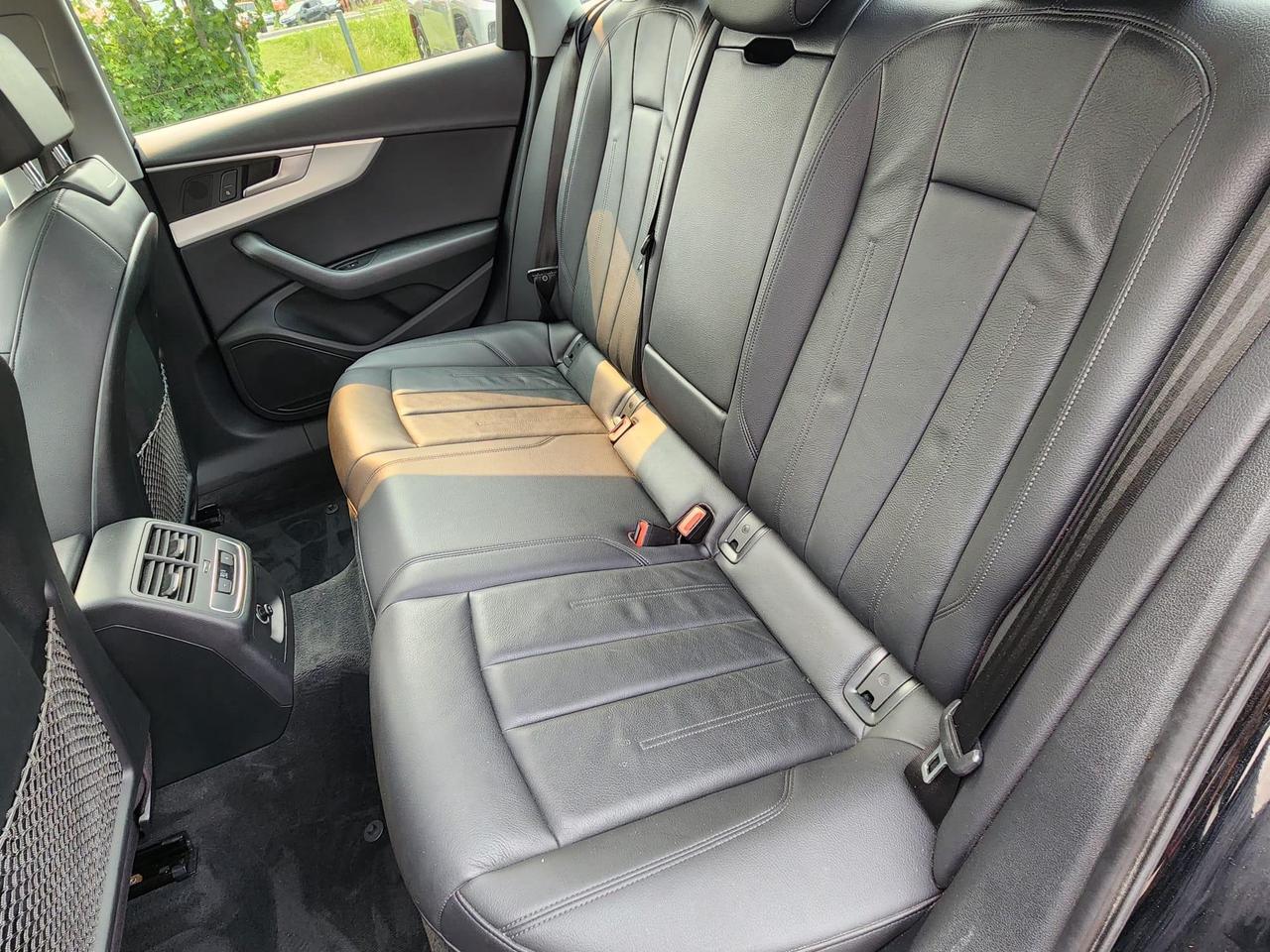 2018 Audi A4 2.0T Progressiv 4dr All-wheel Drive quattro Sedan Photo