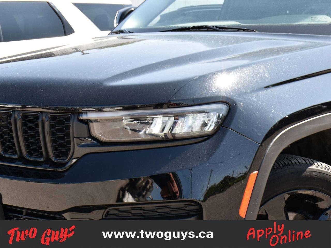 2023 Jeep Grand Cherokee Altitude 4x4 Leather/Suede Sunroof Back Up Camera Photo