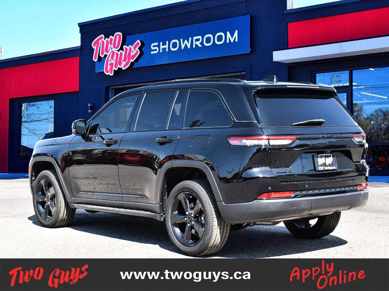 2023 Jeep Grand Cherokee Altitude 4x4 Leather/Suede Sunroof Back Up Camera Photo