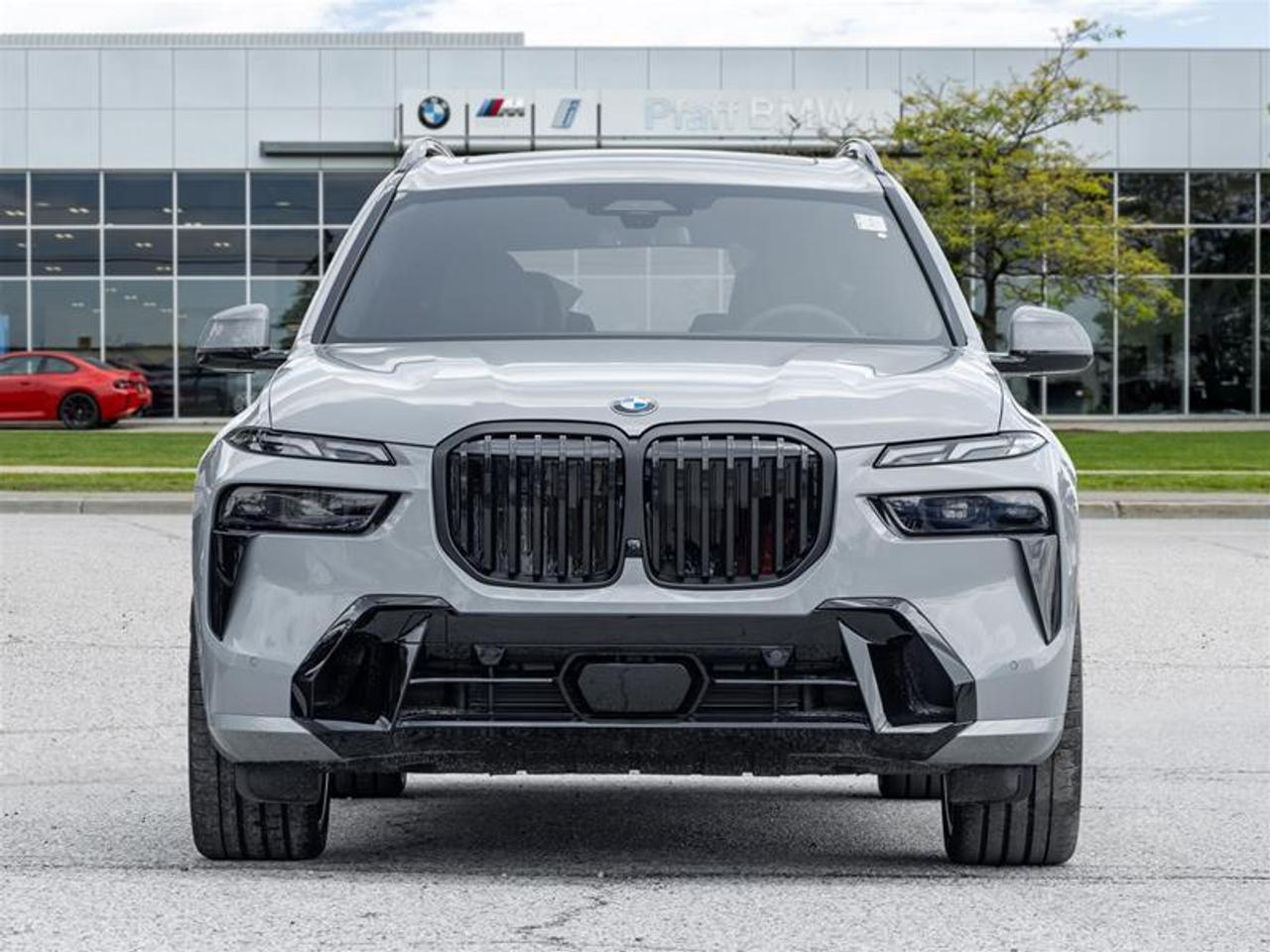 2027 BMW X7 xDrive40i 4dr All-Wheel Drive Sports Activity Vehicle Photo2