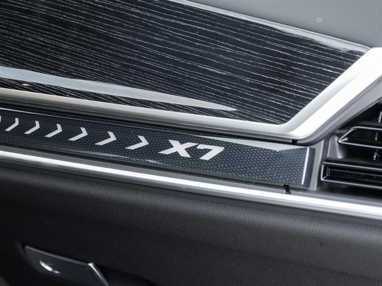 2027 BMW X7 xDrive40i 4dr All-Wheel Drive Sports Activity Vehicle Photo