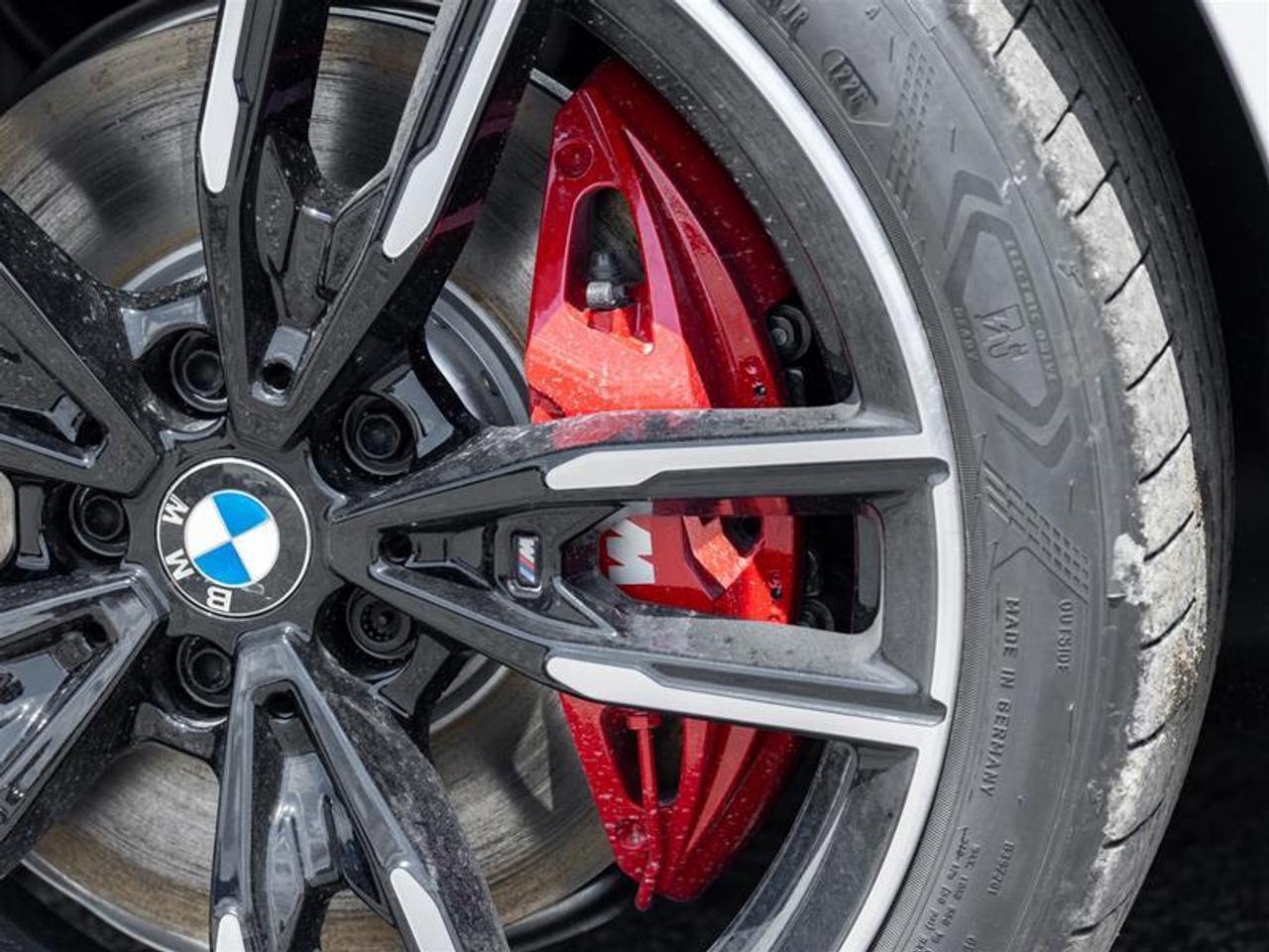 2027 BMW M440 i xDrive 2dr All-Wheel Drive Coupe Photo