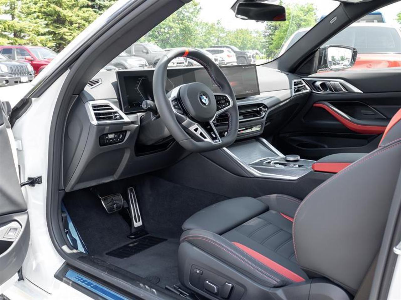2027 BMW M440 i xDrive 2dr All-Wheel Drive Coupe Photo